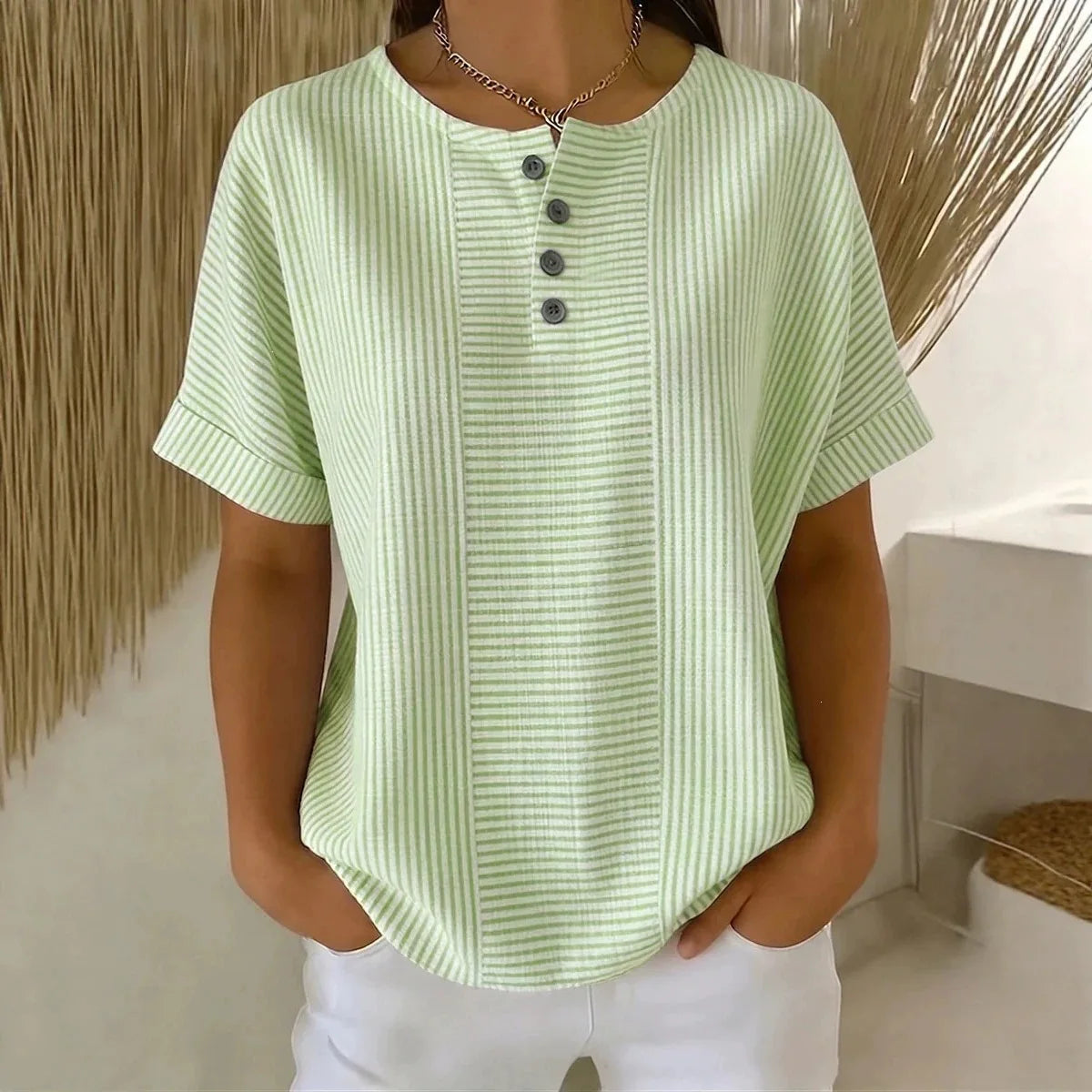 (Pague 1 Leve 2) Blusa Euddora Com Listras Delicadas e Botões Frontais