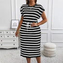 Vestido Almira™ com Estampa Listrada e Fenda Lateral Discreta